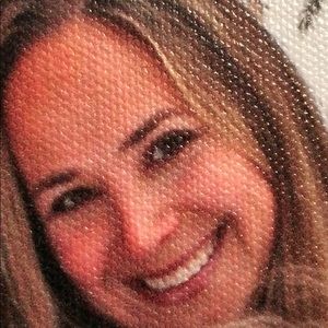 Meet your Posher, Celina